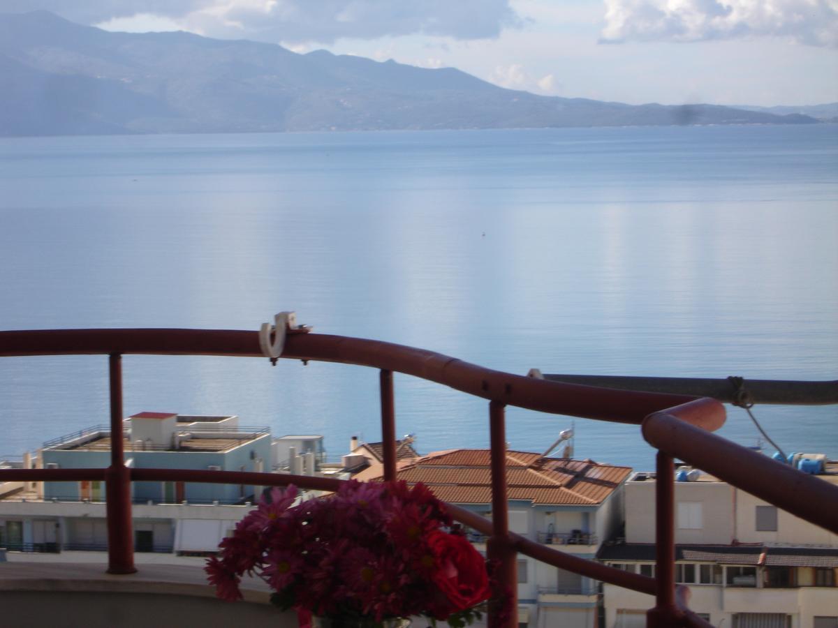 Kuri Apartment Sarandë エクステリア 写真